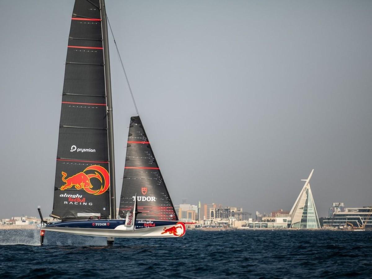 The fastest yachts in the world to race along Jeddah's Corniche